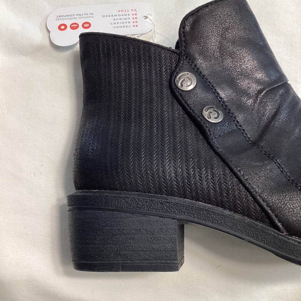 NWT Baretraps Stevie ankle boot - Picture 7 of 16
